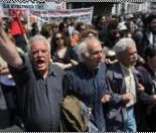 Protestos de rua na Grécia contra medidas impopulares de combate à crise econômica