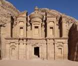 Petra: construção nas rochas