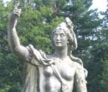 Perséfone: importante deusa no panteão grego antigo.