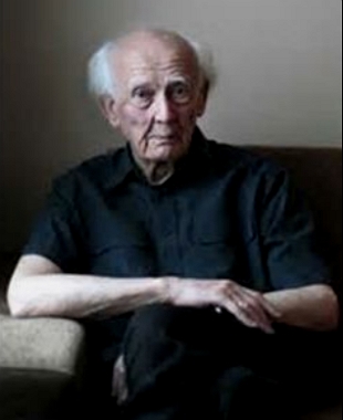 Foto de Zygmunt Bauman sentado.