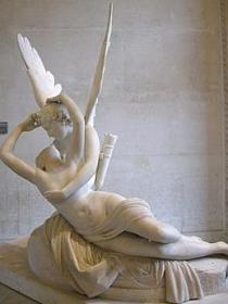 Escultura Amor e Psiquê do escultor Antônio Canova