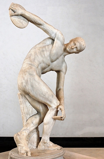 Est&aacute;tua da Gr&eacute;cia Antiga mostrando um atleta arremessando um disco