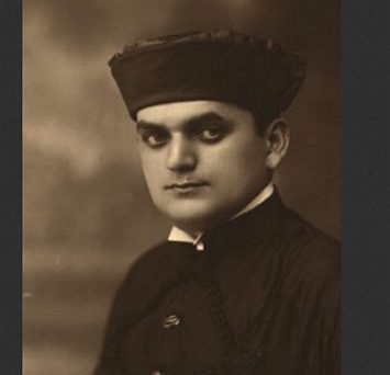 Foto do folclorista brasileiro C&acirc;mara Cascudo