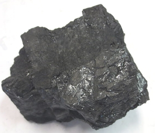 Rocha de carvão mineral de cor preta