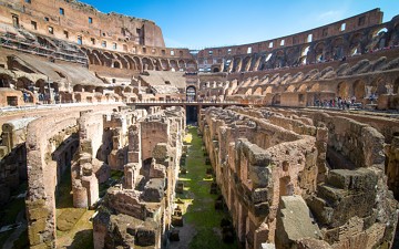 Coliseu de Roma Foto interna do Coliseu de Roma