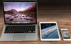 Computador, tablet e smartphone