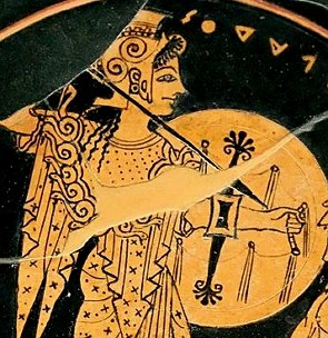 Pintura grega de uma mulher segurando uma lança e um escudo.