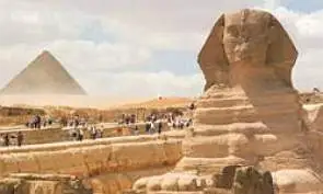 Esfinge e pirâmide do Egito Antigo