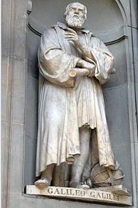 Estátua de Galileu Galilei em Florença