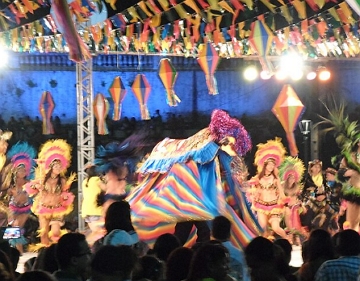 Foto de uma festa do Bumba meu Boi