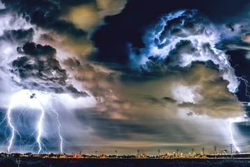 Chuva e Tempestade Imagem de uma tempestade com chuva