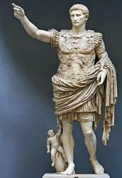 Estátua do imperador romano Augusto