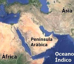 Mapa com a localização geográfica da Península Arábica