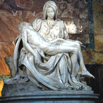 Pietà de Michelangelo Foto da escultura Pietà de Michelangelo