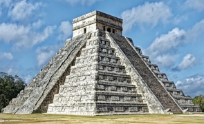 Pirâmide de Kukulcan em Chichén Itzá