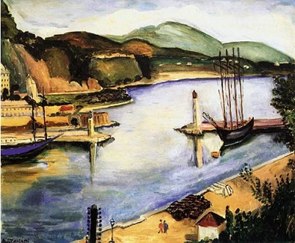 Pintura mostrando um pequeno porto com barcos e montanhas ao fundo