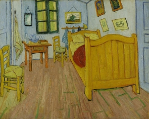 Pintura de Van Gogh mostrando o interior de um quarto com cama, cadeiras, quadros e escrivaninha