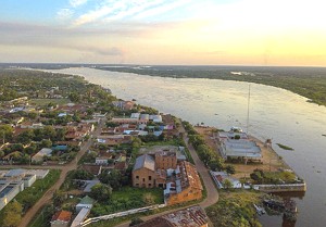 Foto a&eacute;rea do rio Paraguai
