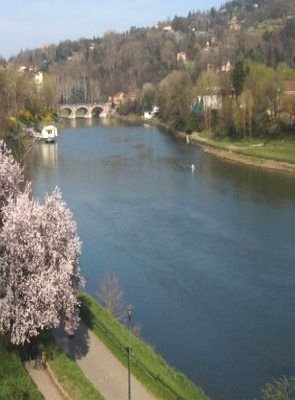 Foto do rio Pó na Itália