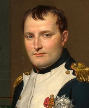 Pintura mostrando o rosto de Napoleão Bonaparte, homem branco de cabelo liso e curto