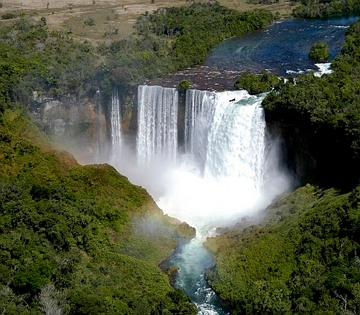 Salto Utiariti na Chapada dos Parecis em Mato Grosso Salto Utiariti na Chapada dos Parecis em Mato Grosso